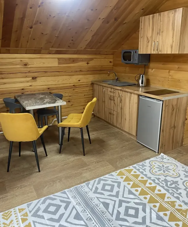 Уютный апартамент на втором этаже с отдельным входом