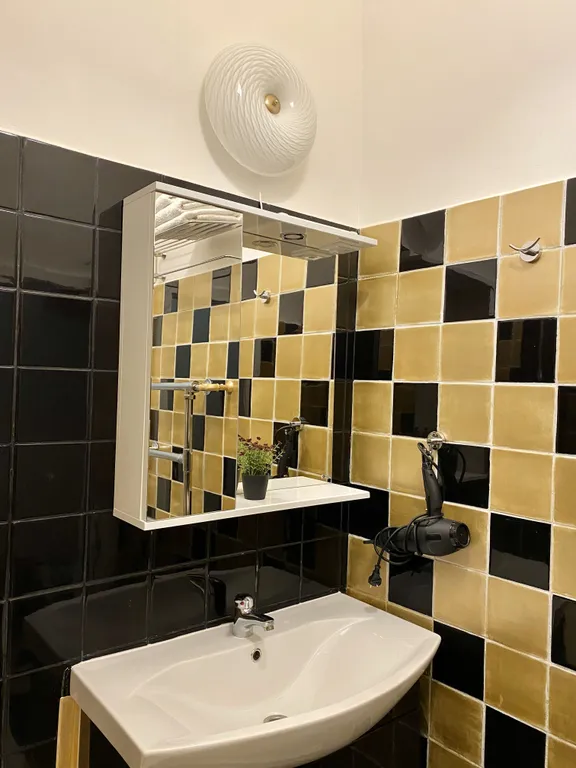 Квартира Уютная трехкомнатная квартира на Охотном ряду. — Москва