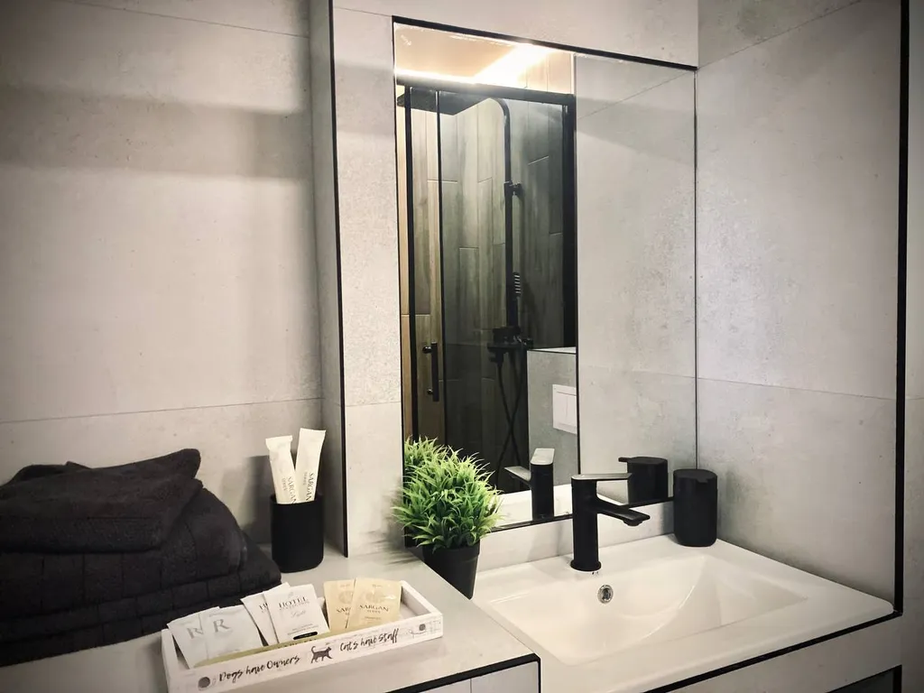 Квартира Стильная квартира с видом на остров канта и музей мирового океана — Калининград