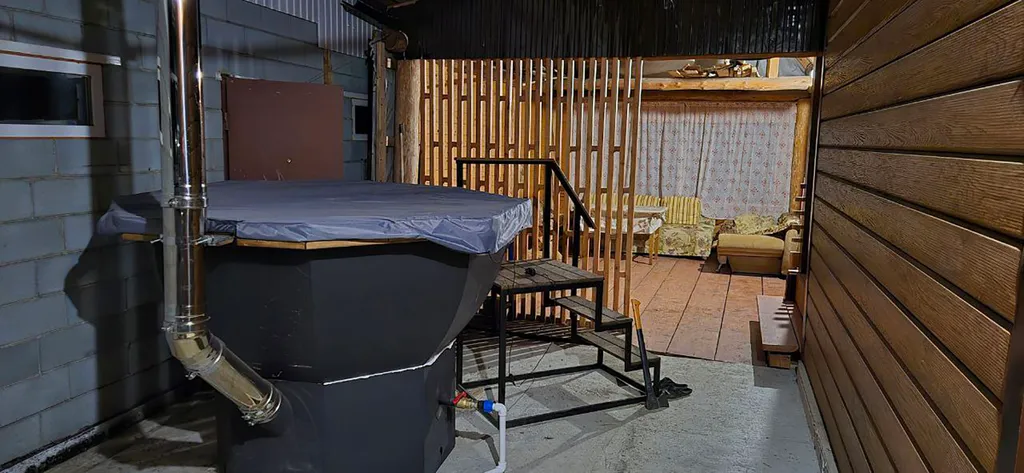 Дом с видом на горы и лес