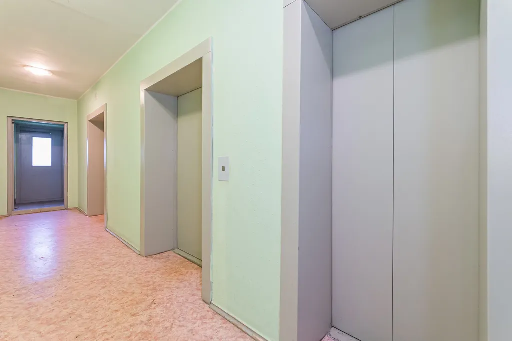 Уютная двухкомнатная квартира рядом с метро и видом на набережную