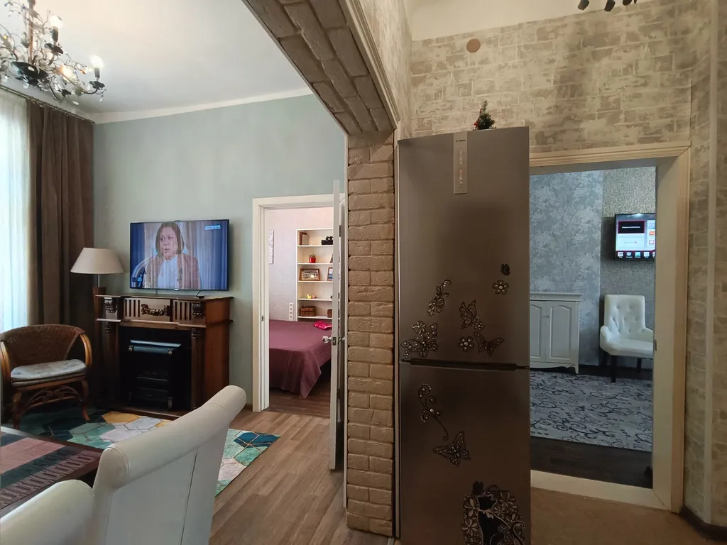 Квартира возле штаба округа и ТЦ Счастье