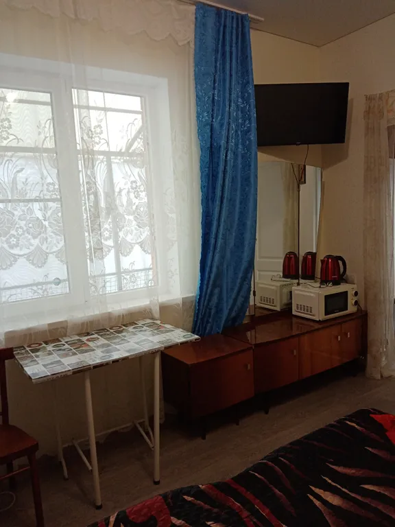 Квартира Квартира Уютный номер в частном секторе — Ейск