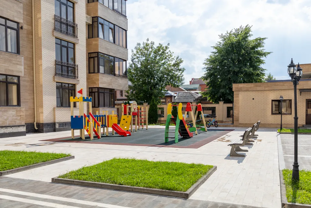 Уютная квартира в центре города с видом на горы