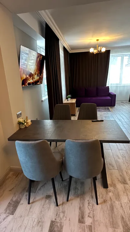 Квартира с новым дизайнерским ремонтом в самом центре