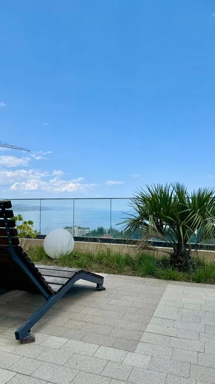 Апартамент с видом на горы и море