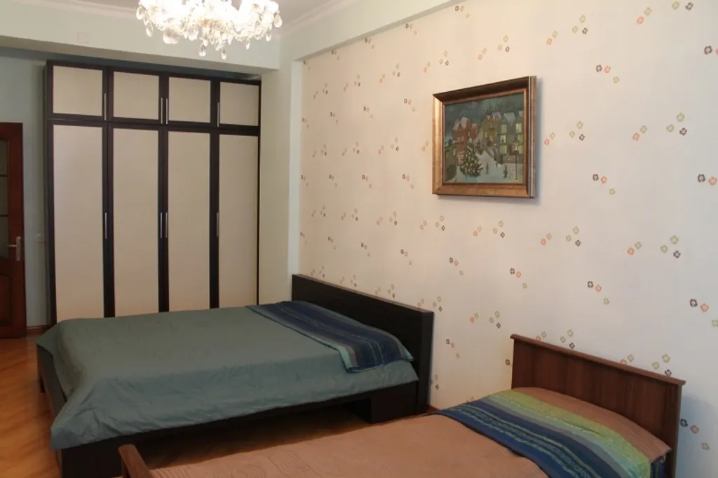 3-комнатная Квартира