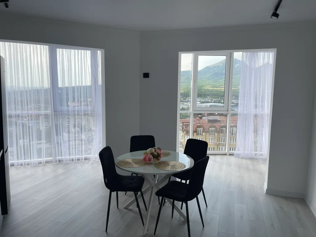 Апартамент 42