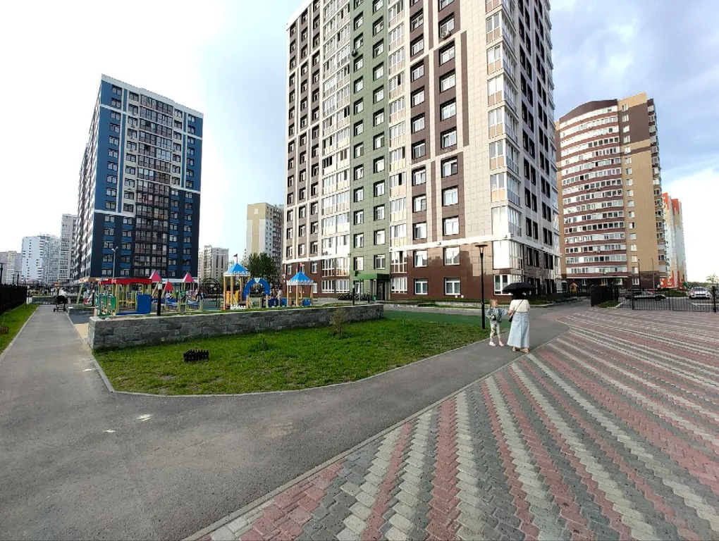 2к квартира на Ивана Захарова