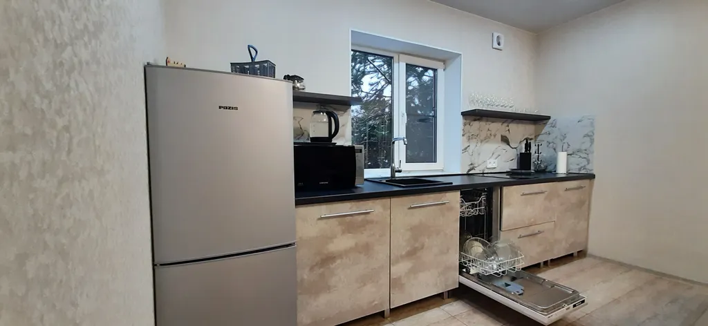 Большой загородный дом