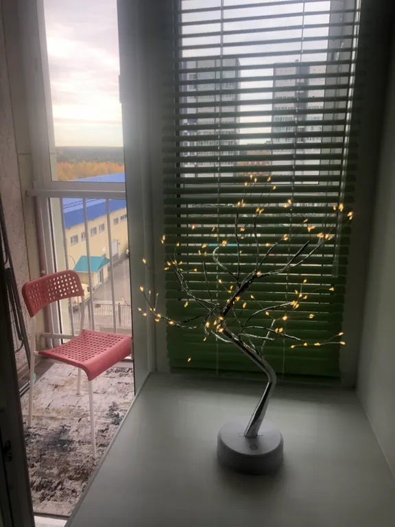 Просторная студия с видом на закат рядом с ТРЦ, локация - топ