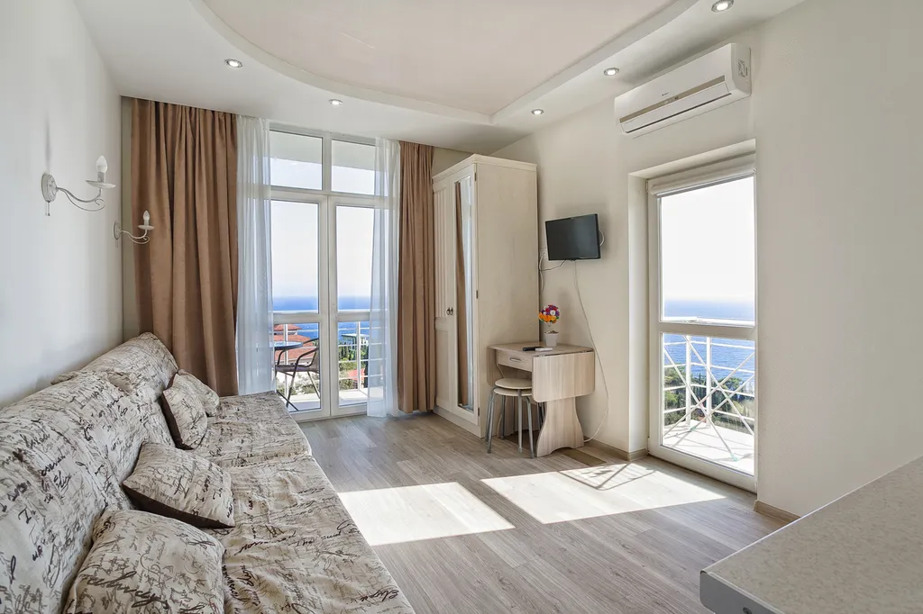 Квартира Уютная студия с шикарным видом на море у горы Кошка — аренда посуточно в Симеиз