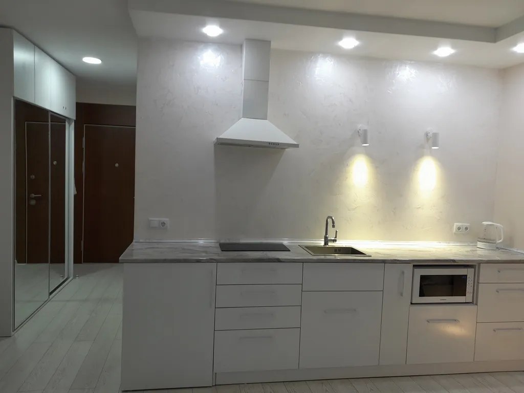 Студия на первой линии с кроватью King Size