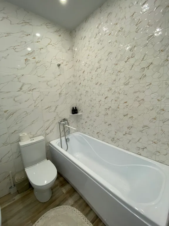 Уютная квартира рядом с аэропортом с видом на горы