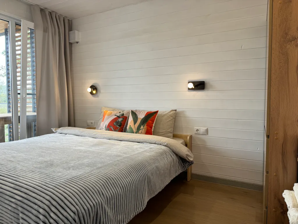 Дом с видом на луга и горы