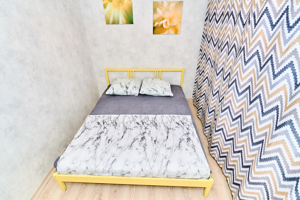 Светлая двухкомнатная квартира с тремя отдельными спальными местами