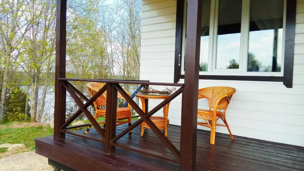 Коттедж Коттеджи у озера — Луга