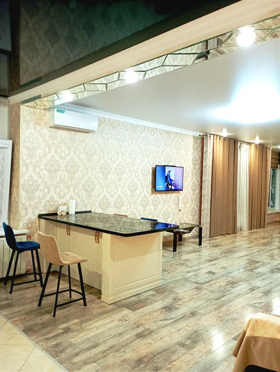 Квартира с видом на горы и набережную в центре города