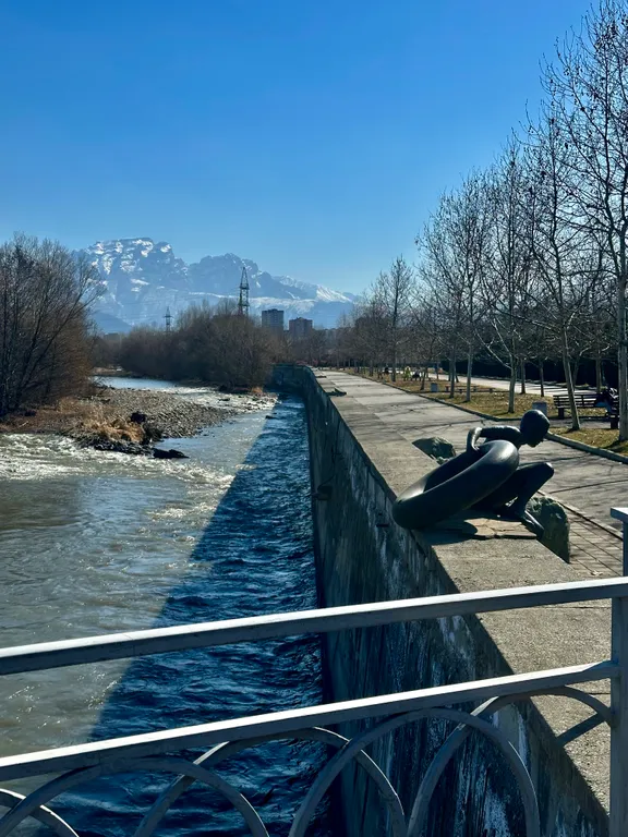 Квартира 2-комнатная Квартира — Владикавказ