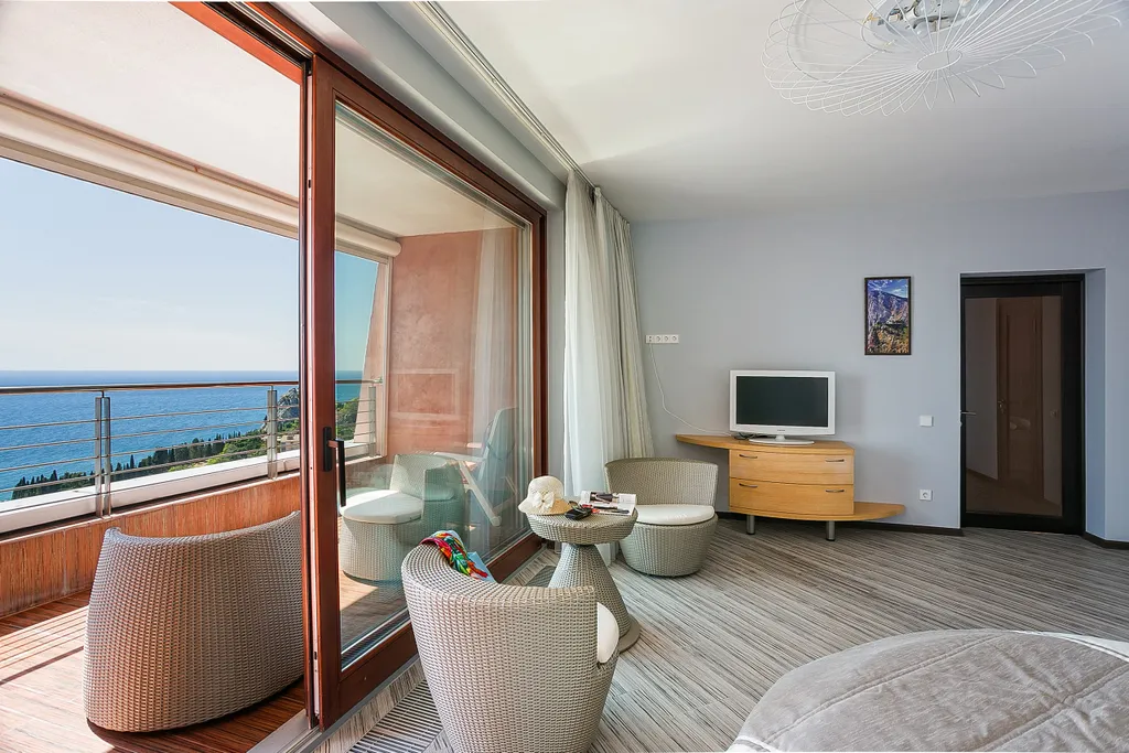 Апартамент Бизнес-класса-2 спальни, гостиная-студио,  2 лодж, 2 с/уз.