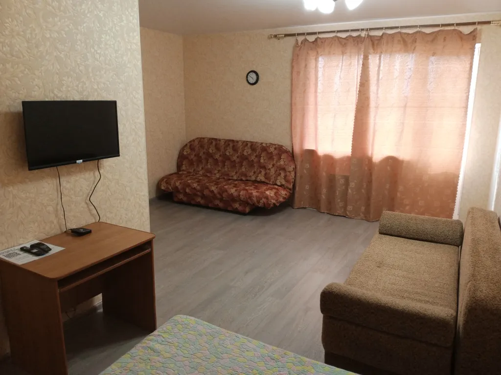 Квартира Просторная квартира рядом с ЛДС Звёздный — Новосибирск