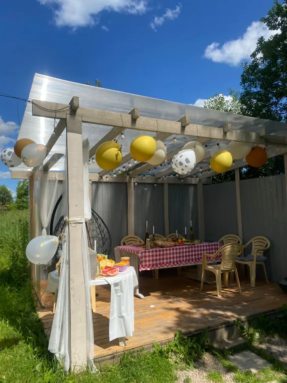 Домик в лесу с собственной горячей купелью 15 минут до центра города