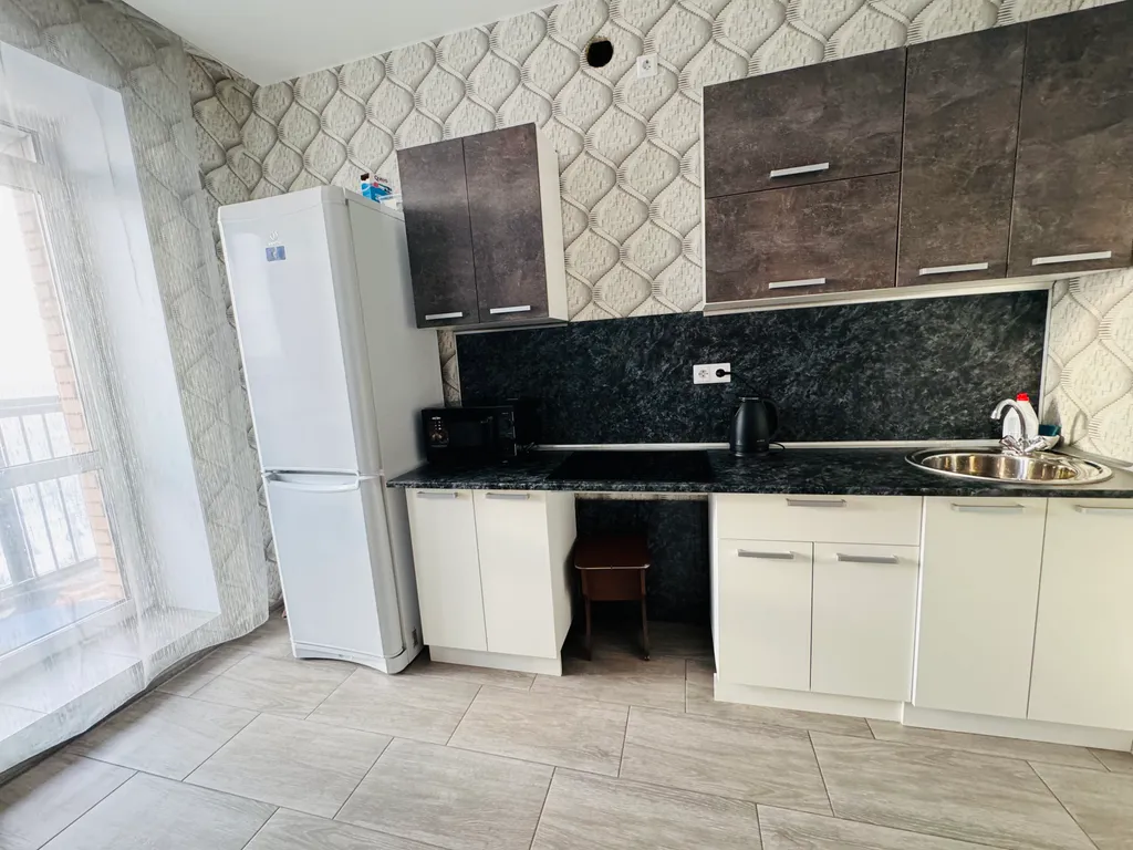 Уютная новая квартира с видом на парк