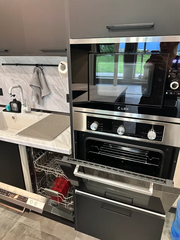 Дом с баней и бассейном на большую компанию