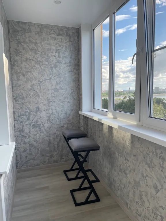 Просторная, после ремонта, квартира на Набережной, в центре города