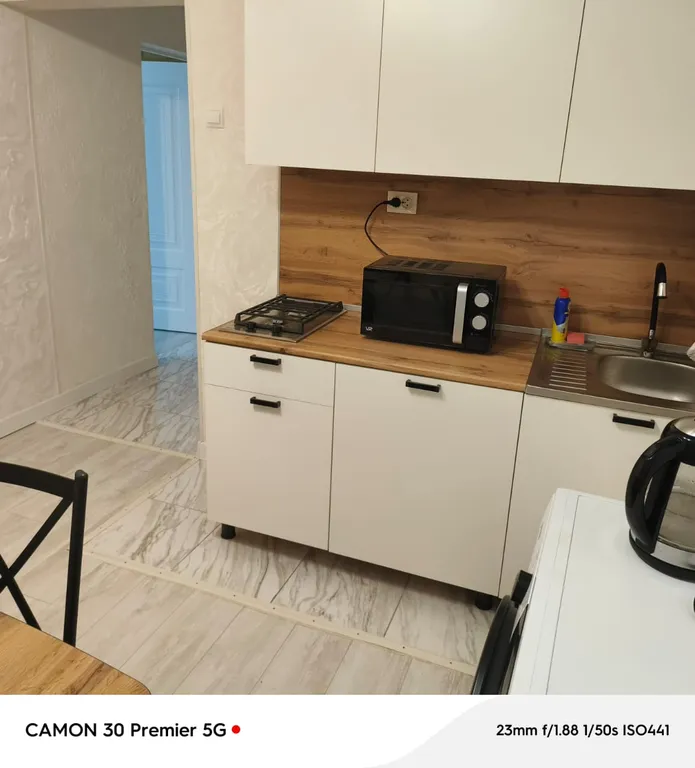 Квартира Однокомнатная светлая квартира в пешей доступности от моря — Махачкала