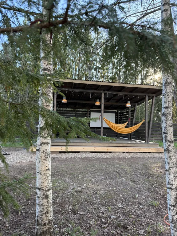 Дом и юрта на Валдае