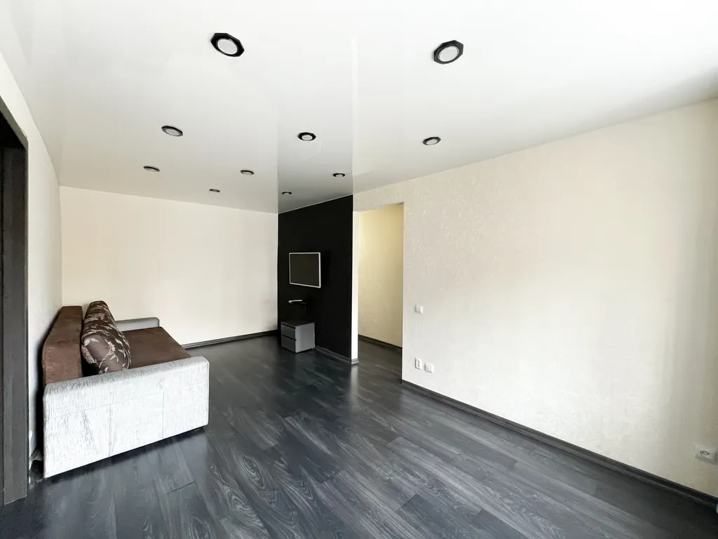 2‑комн. квартира в центре Мурманска на ул. Коминтерна, 17