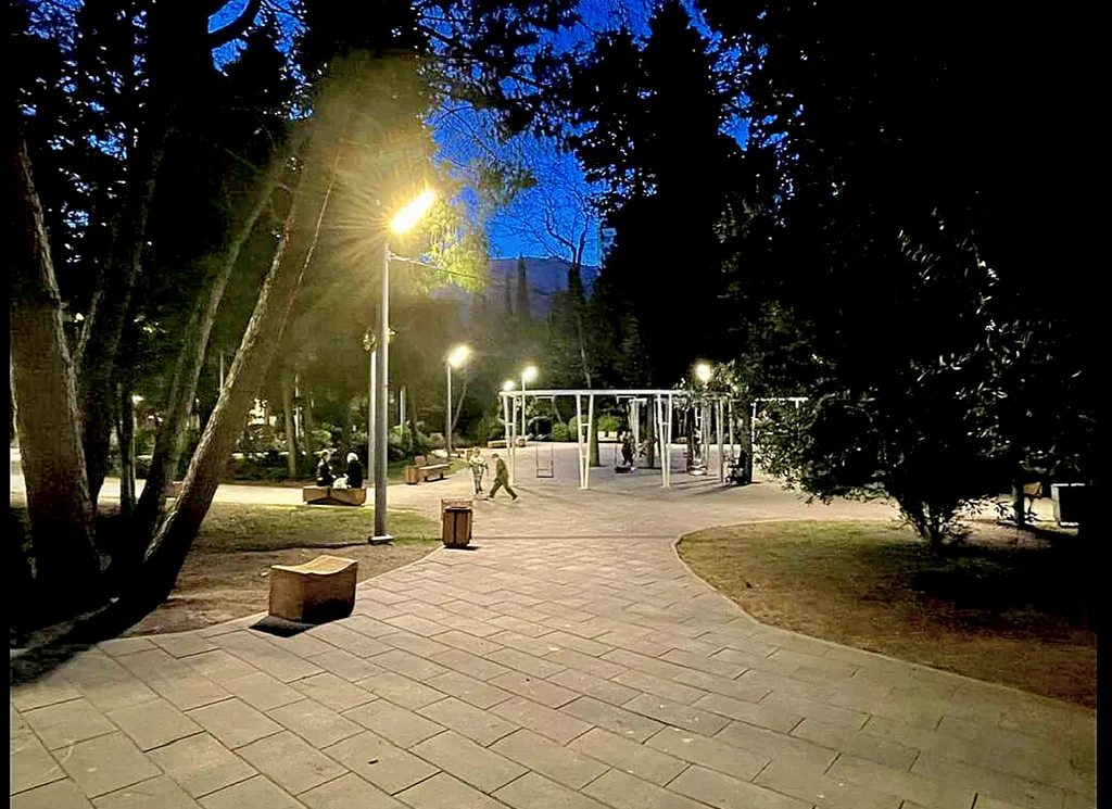 Квартира Стильная квартира, центр Ялты у Пионерского парка с паркингом, новыйЖК — Ялта