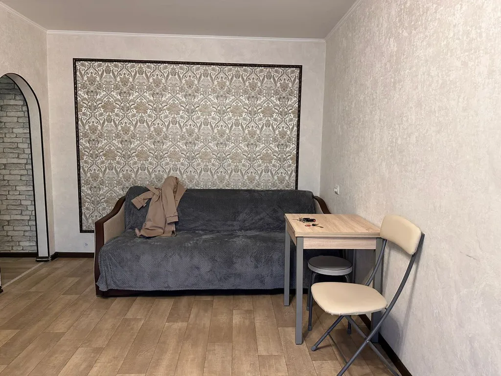 Двухкомнатная квартира недалеко от вокзала