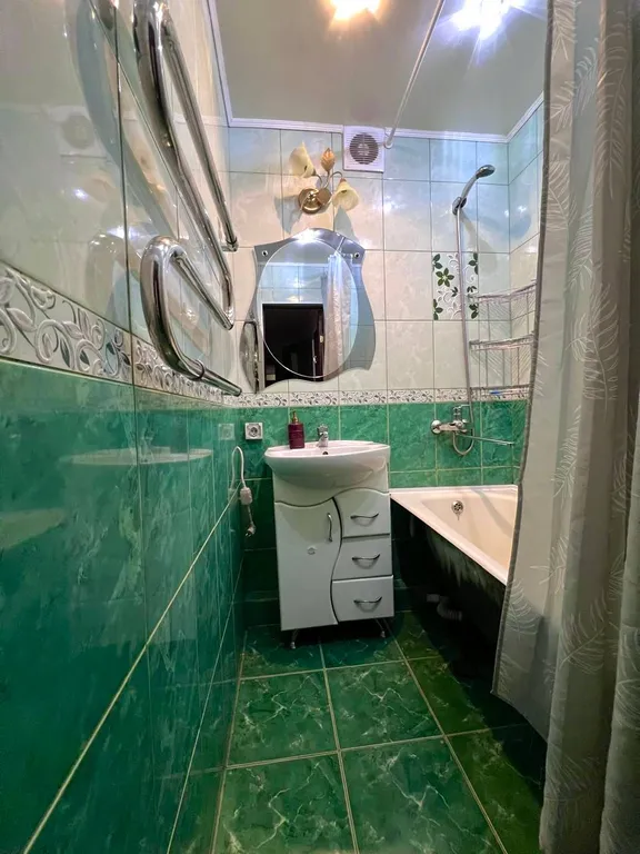 Просторная , уютная квартира в спальном районе город