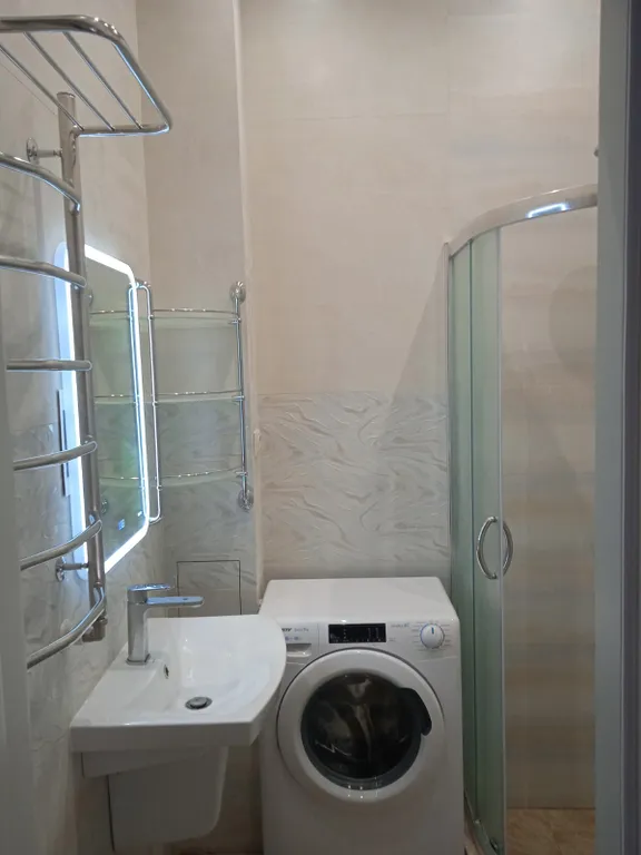 Квартира в центре, хороший ремонт, тихая, светлая, до моря 3 мин