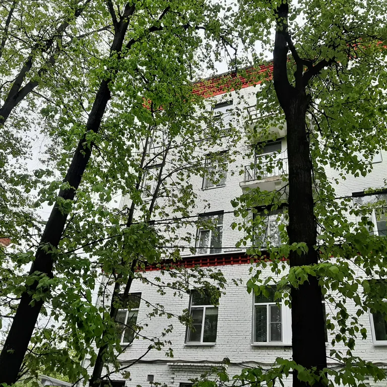 Квартира Квартира с балконом, рядом с метро и бесплатной парковкой. — Москва