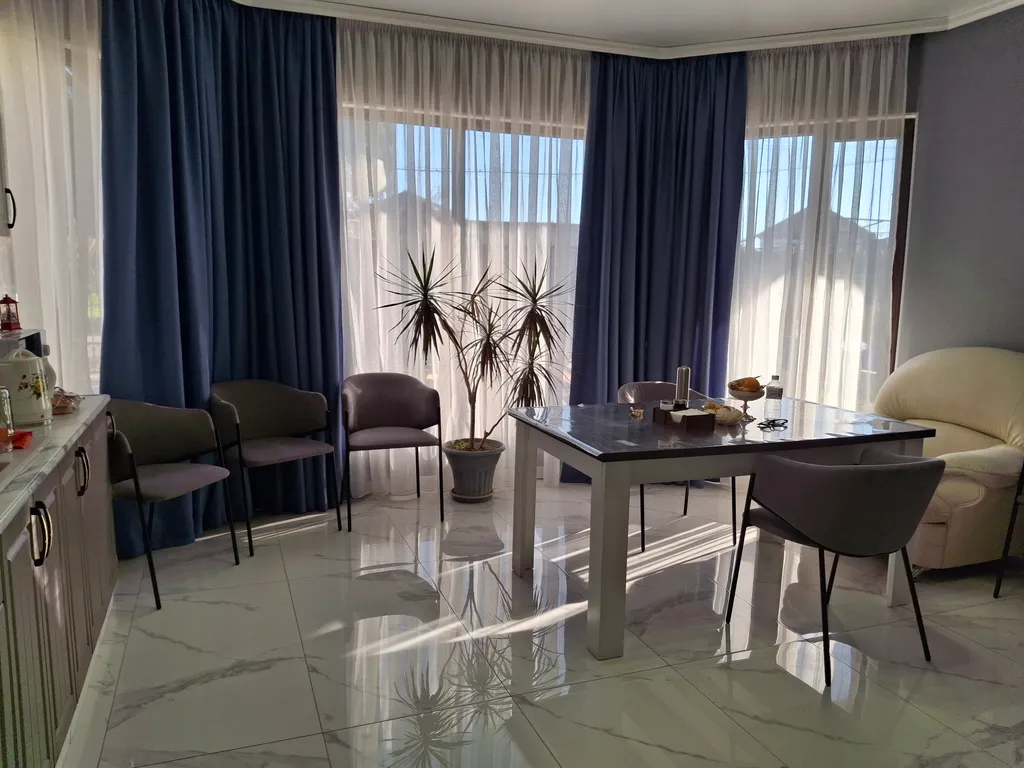 3-комнатный Дом