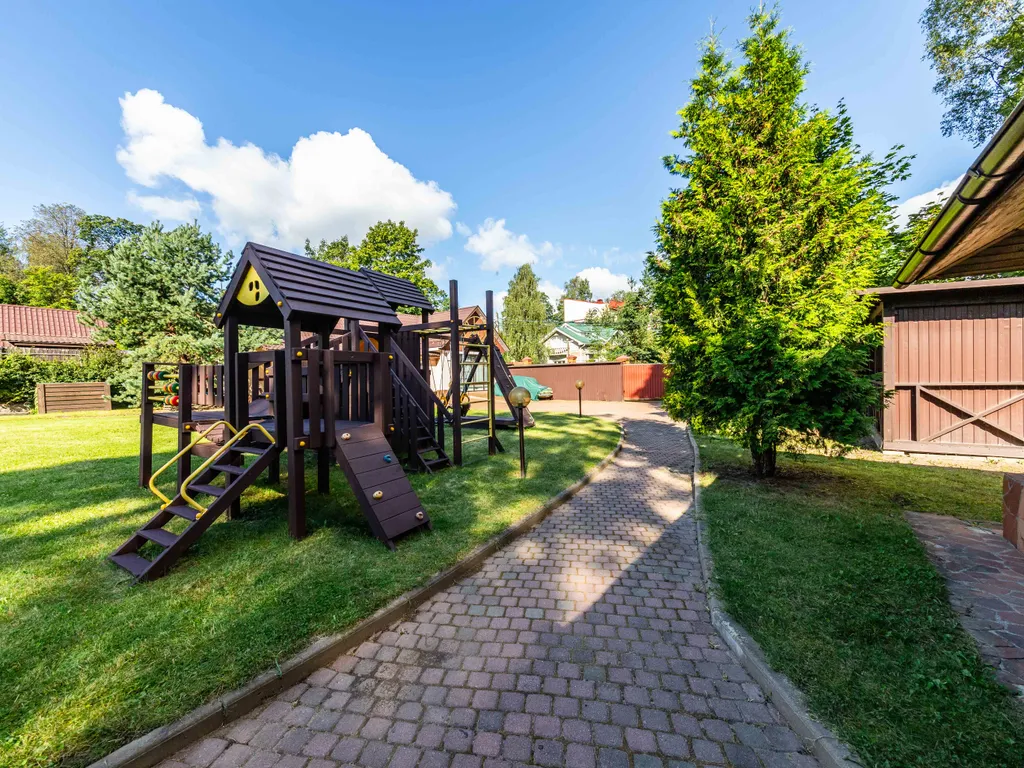 Коттедж Дом в черте города для семейного отдыха — Санкт-Петербург