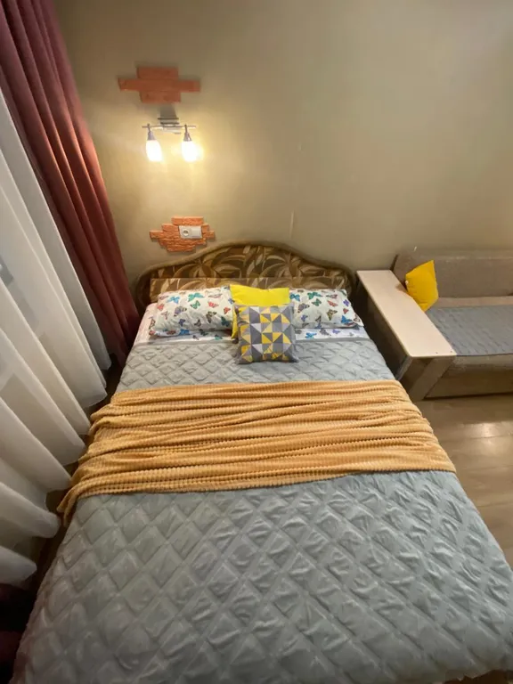 2-комнатная квартира с видом на город и балконом