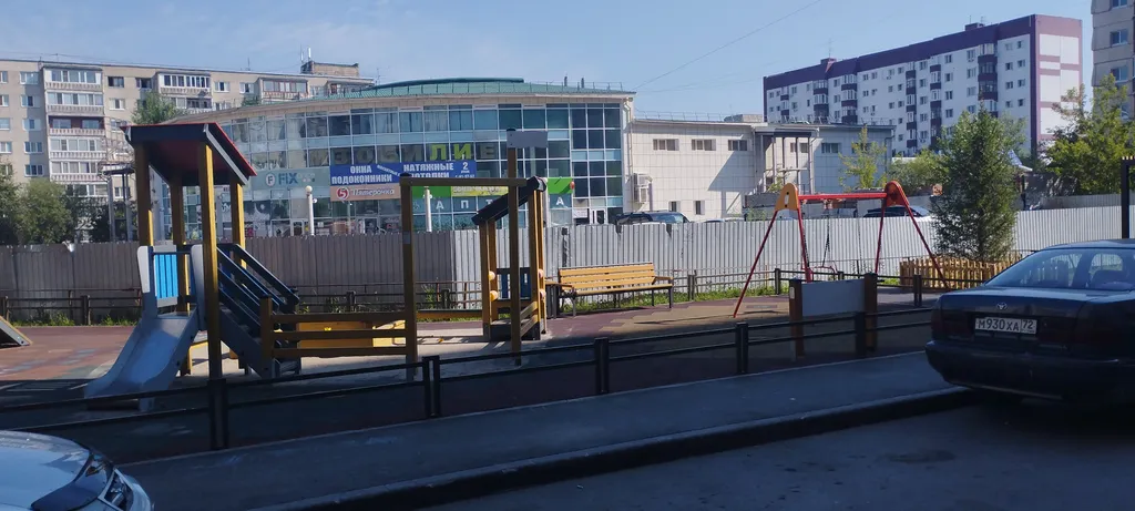 Квартира Квартира рядом с аквапарком Лето Лето — Тюмень