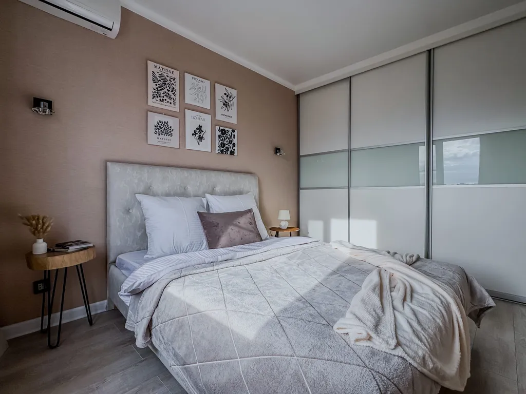 Квартира для большой семьи в спальном районе