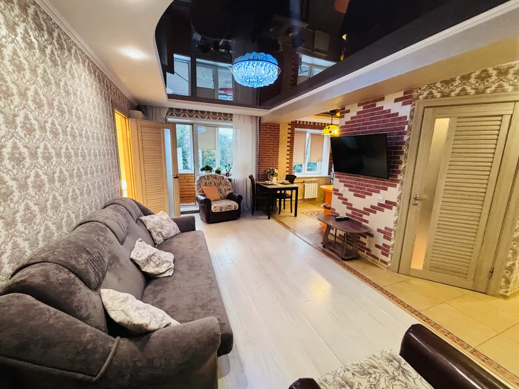 Комфортабельная евродвушка в тихом центре Курска-парк Бородино