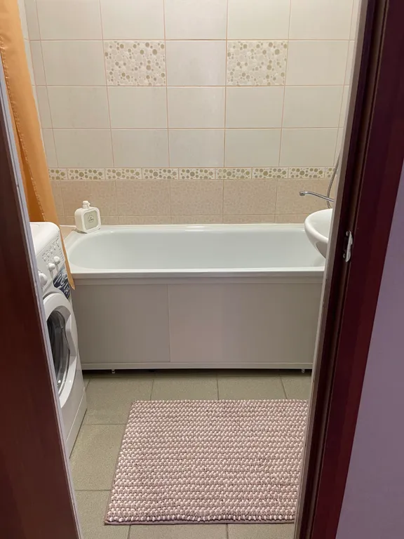 Студия со спальней в девятиэтажном доме в центре