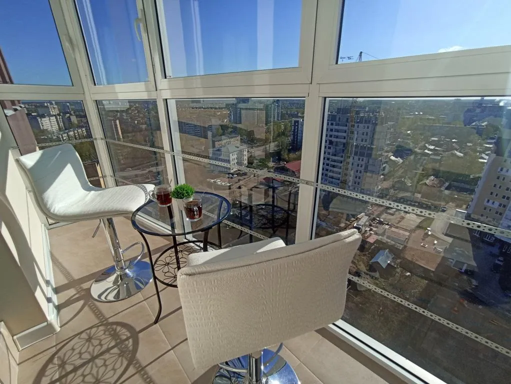 Видовая студия в центре города сети Все в гости