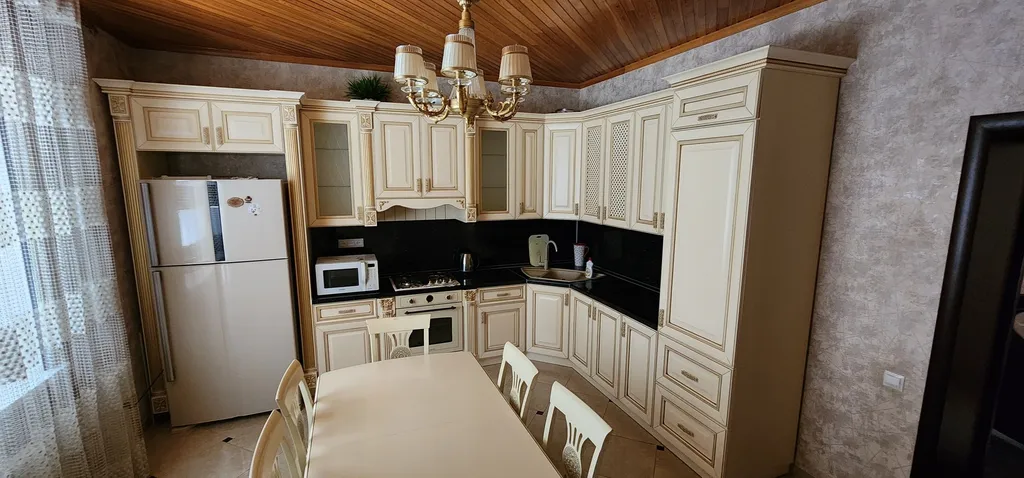 Уютный дом с видом на горы