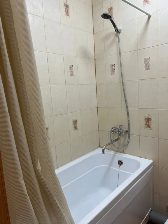 Апартамент с балконом у вокзала