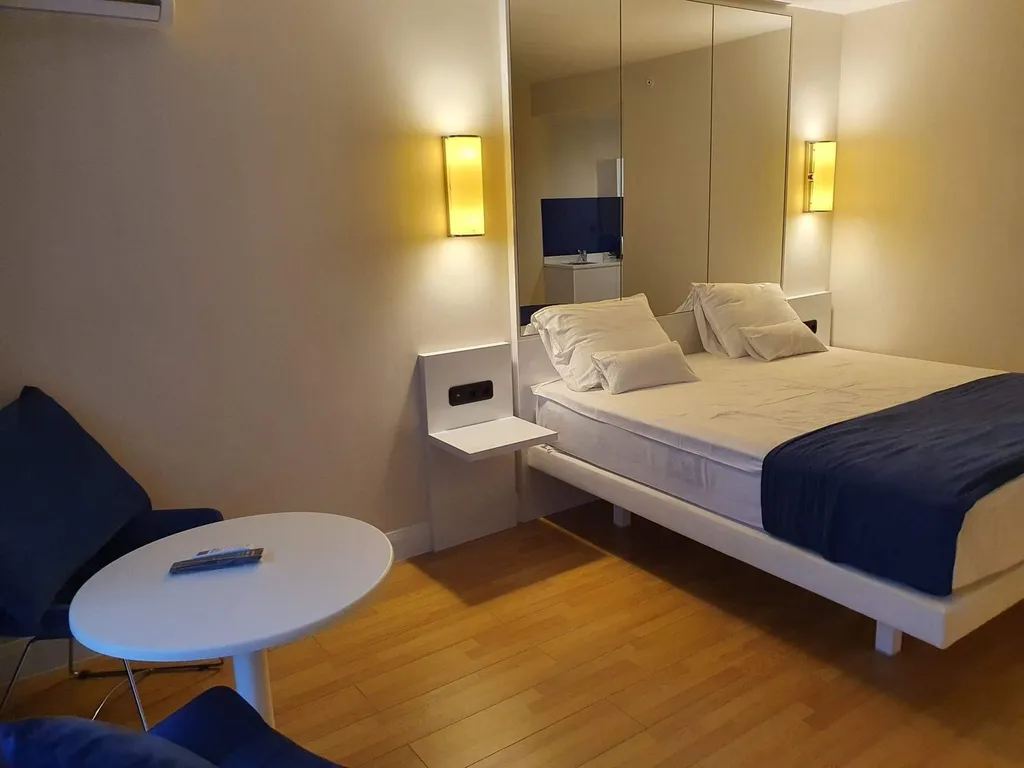 Квартира 1-комнатная Квартира — Батуми