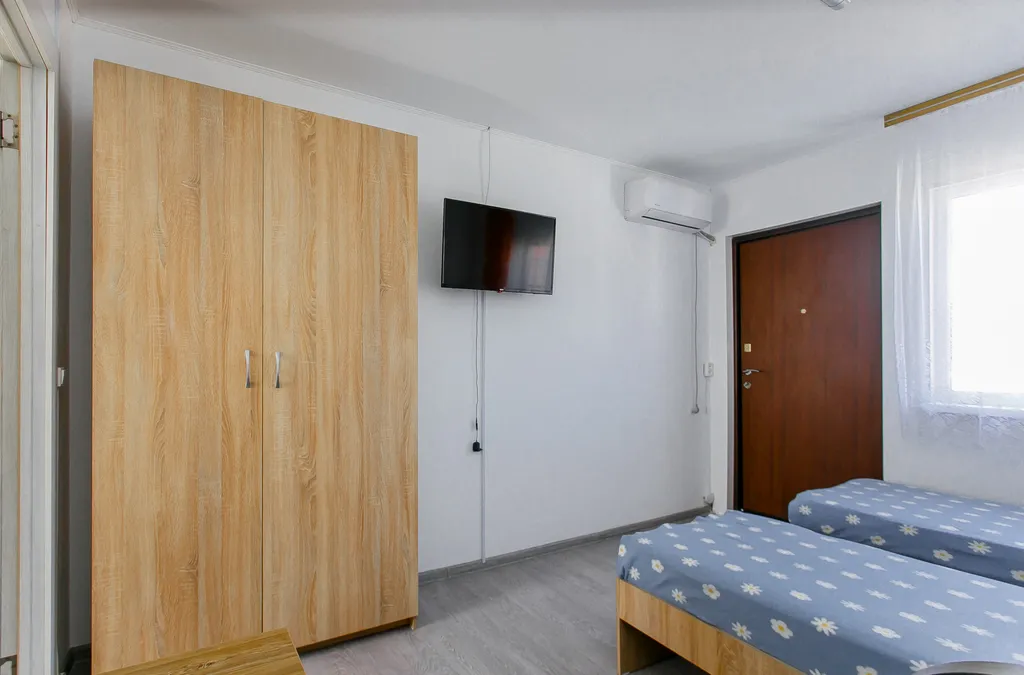 Уютная студия в тихом и красивом месте города