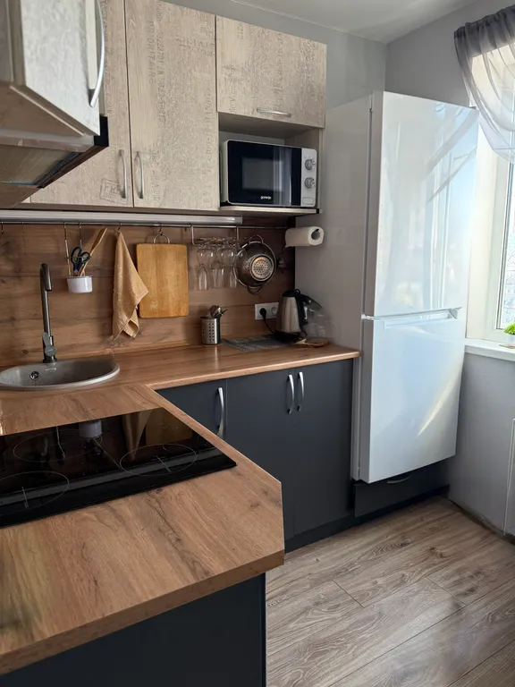 2-х комнатная квартира на улице Буркова